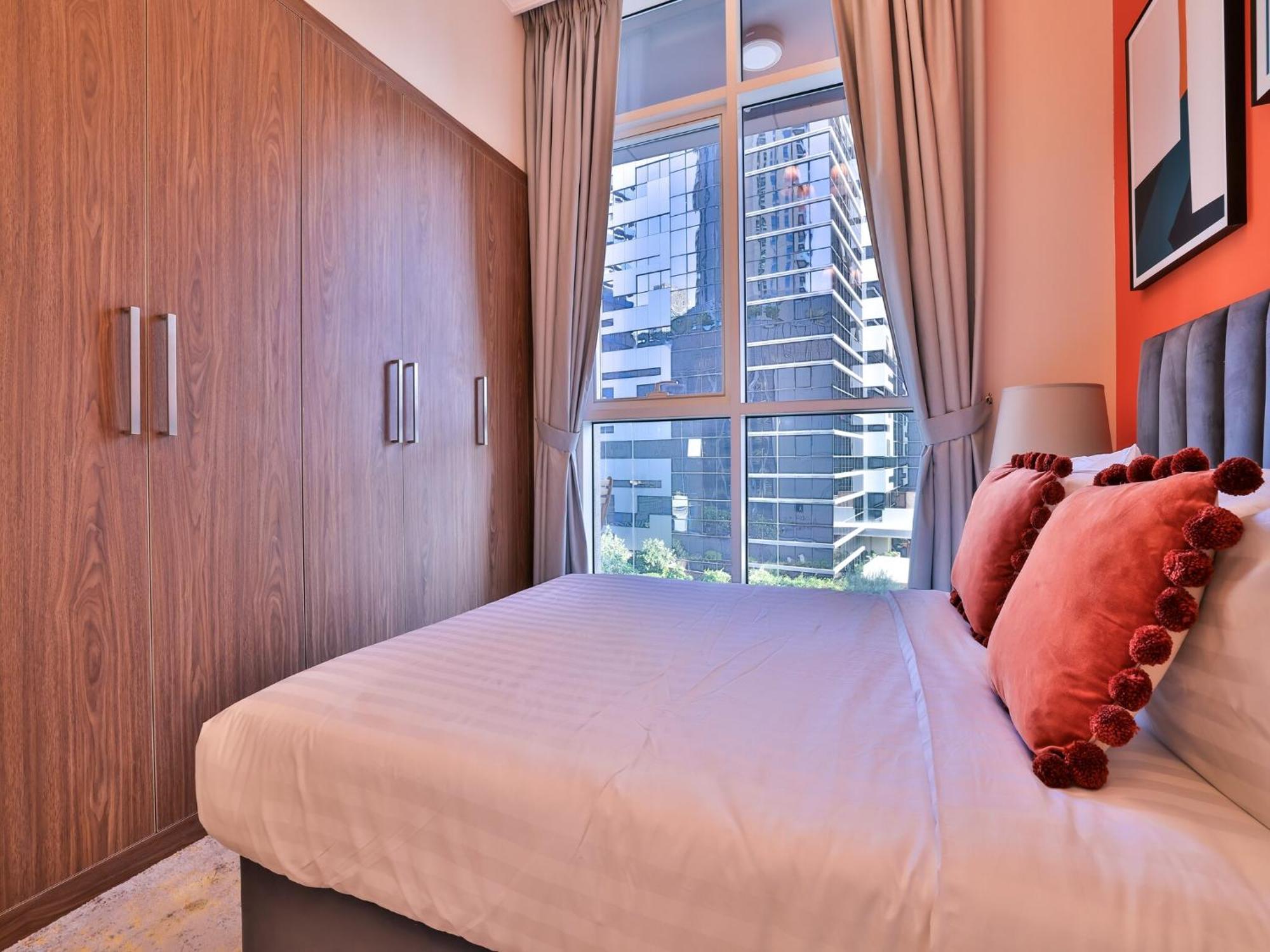 Luxe Apartments Near Dubai Mall Burj Khalifa Pool Gym Parking Экстерьер фото
