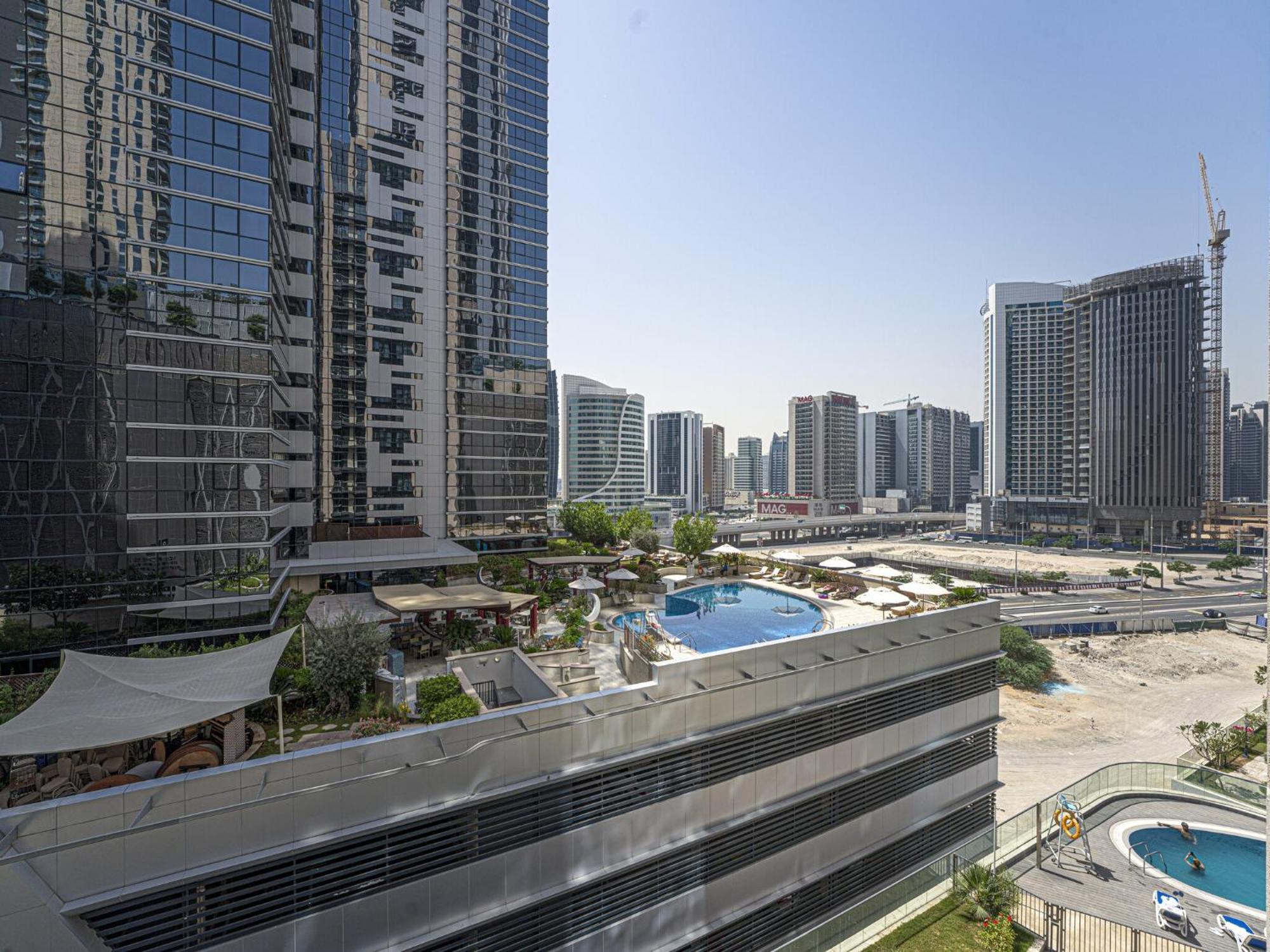 Luxe Apartments Near Dubai Mall Burj Khalifa Pool Gym Parking Экстерьер фото